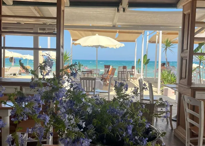 Residenza Il Capitano 3* Розето-дельи-Абруцци